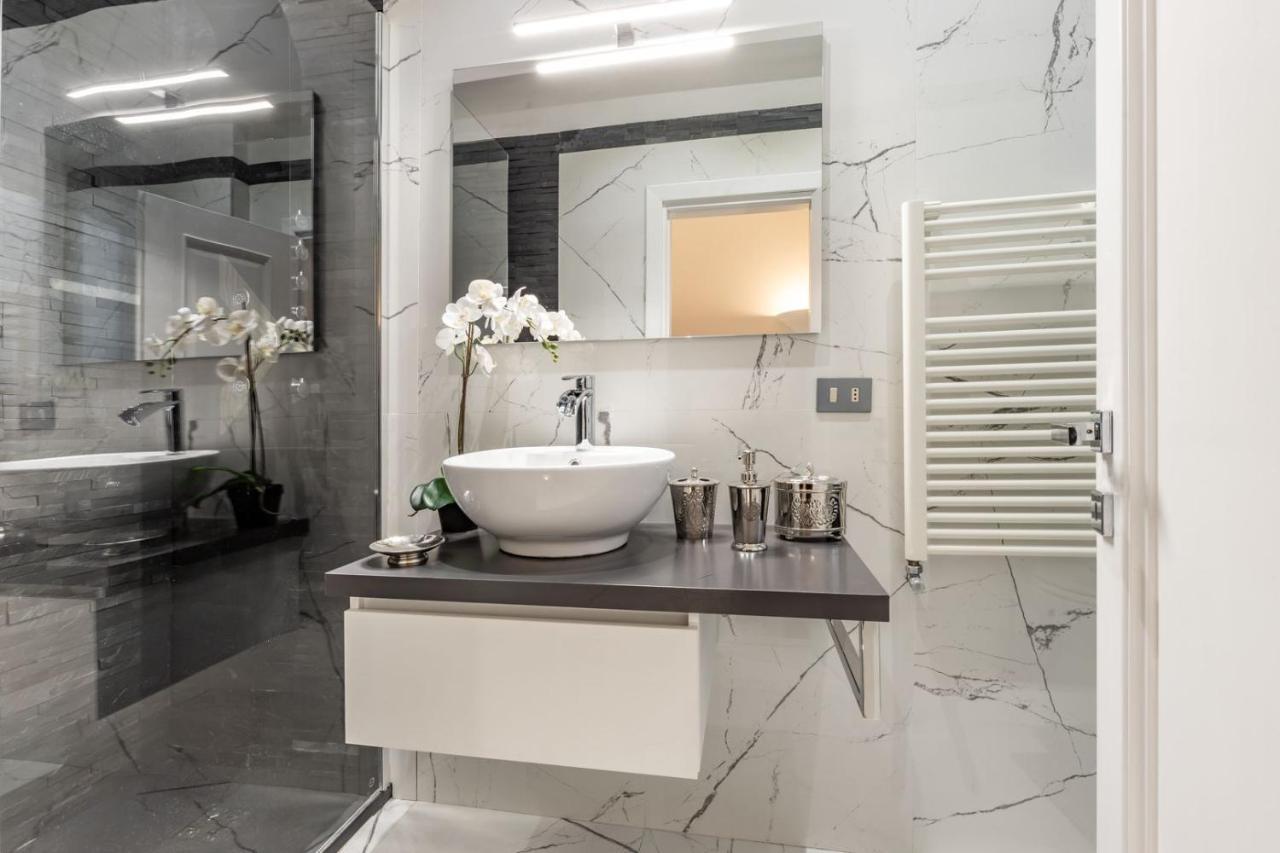 Trevi Luxury Apartment Jacuzzi Rome Luaran gambar